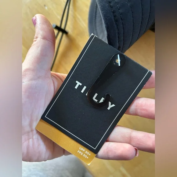 Tilley Hat - Picture 10 of 11